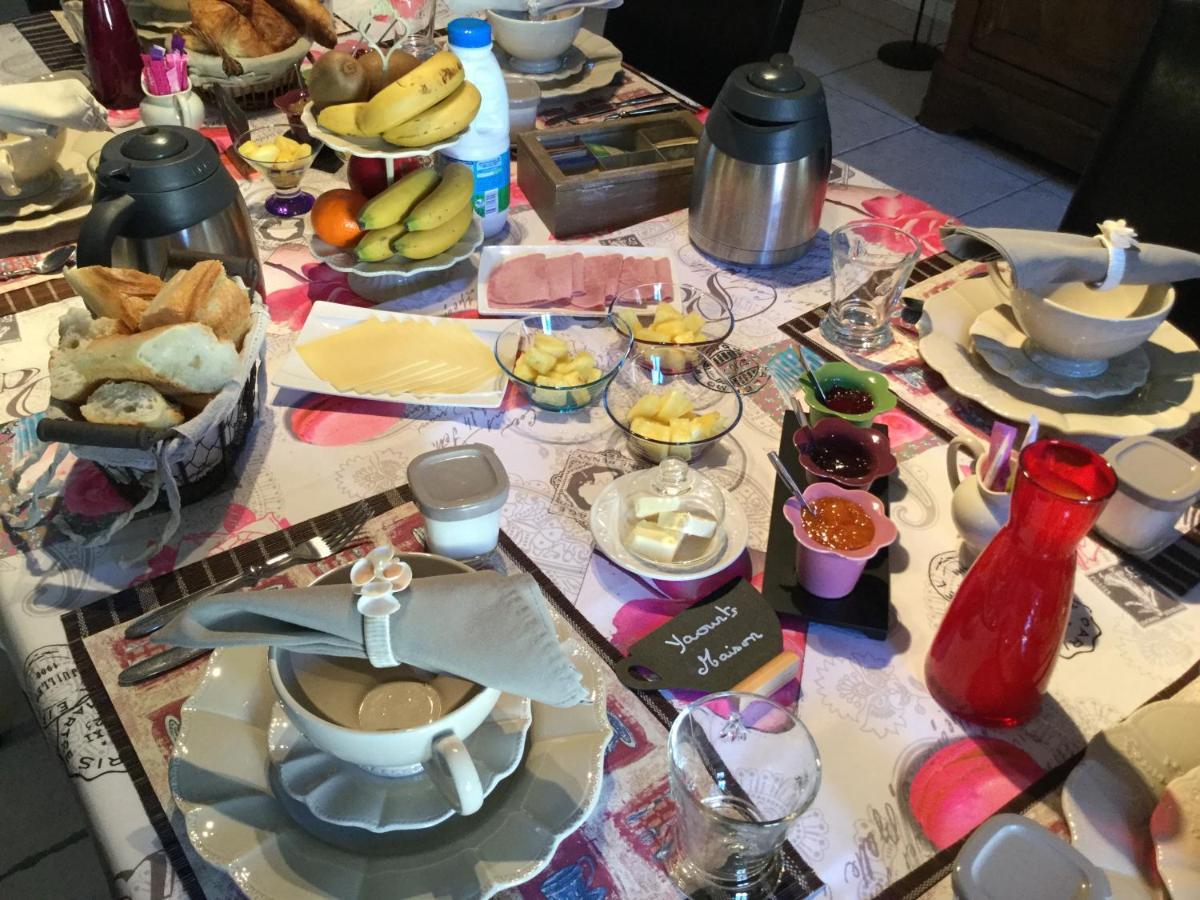 Chambres Et Roulotte De La Gentilhommiere Chazey-sur-Ain Kültér fotó